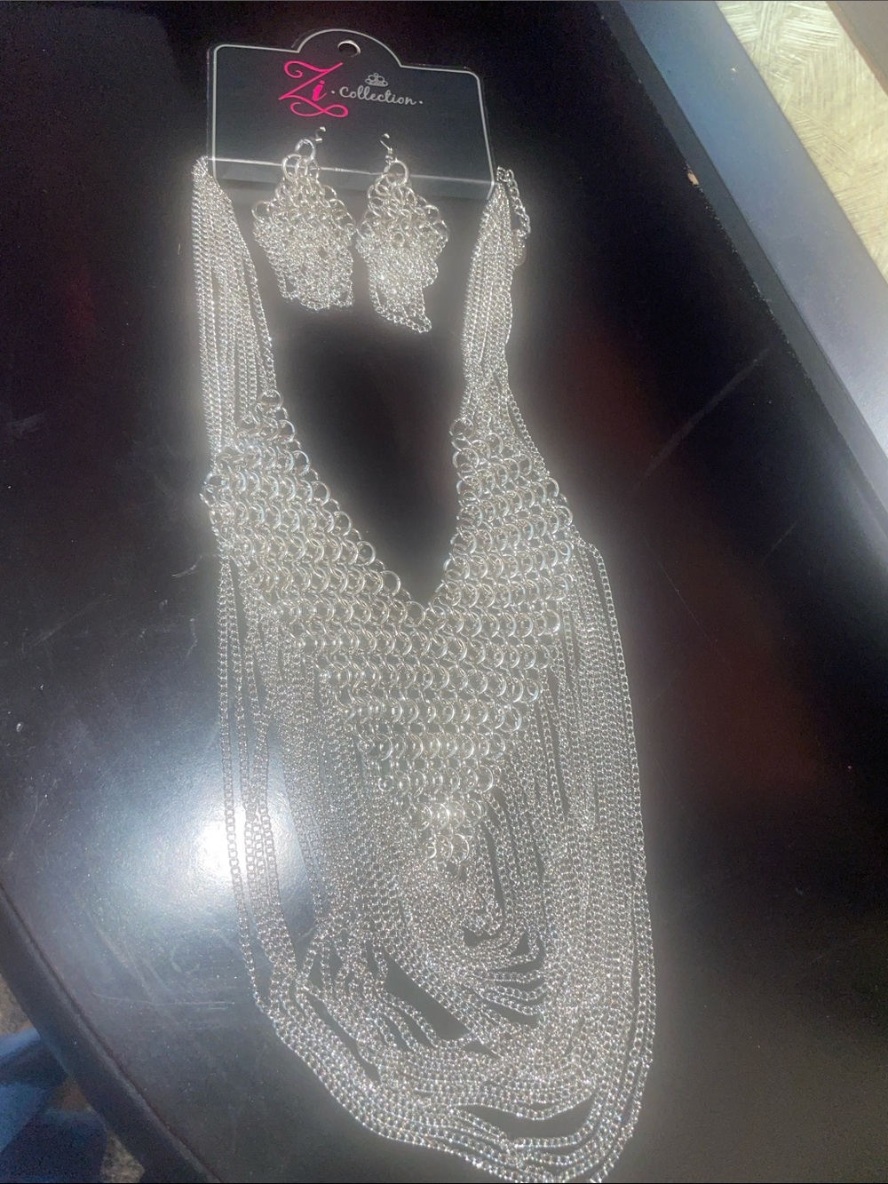 IC COLLECTION Silver Multi-Strand Chain Fringe Necklace with Matching Earrings
